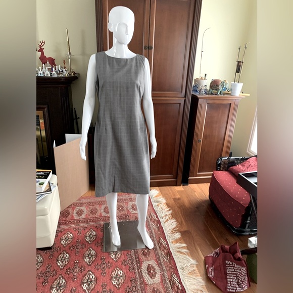 45% wool blend Light gray plaid straight style dress just at knee Eu44 US 12 - Picture 7 of 16